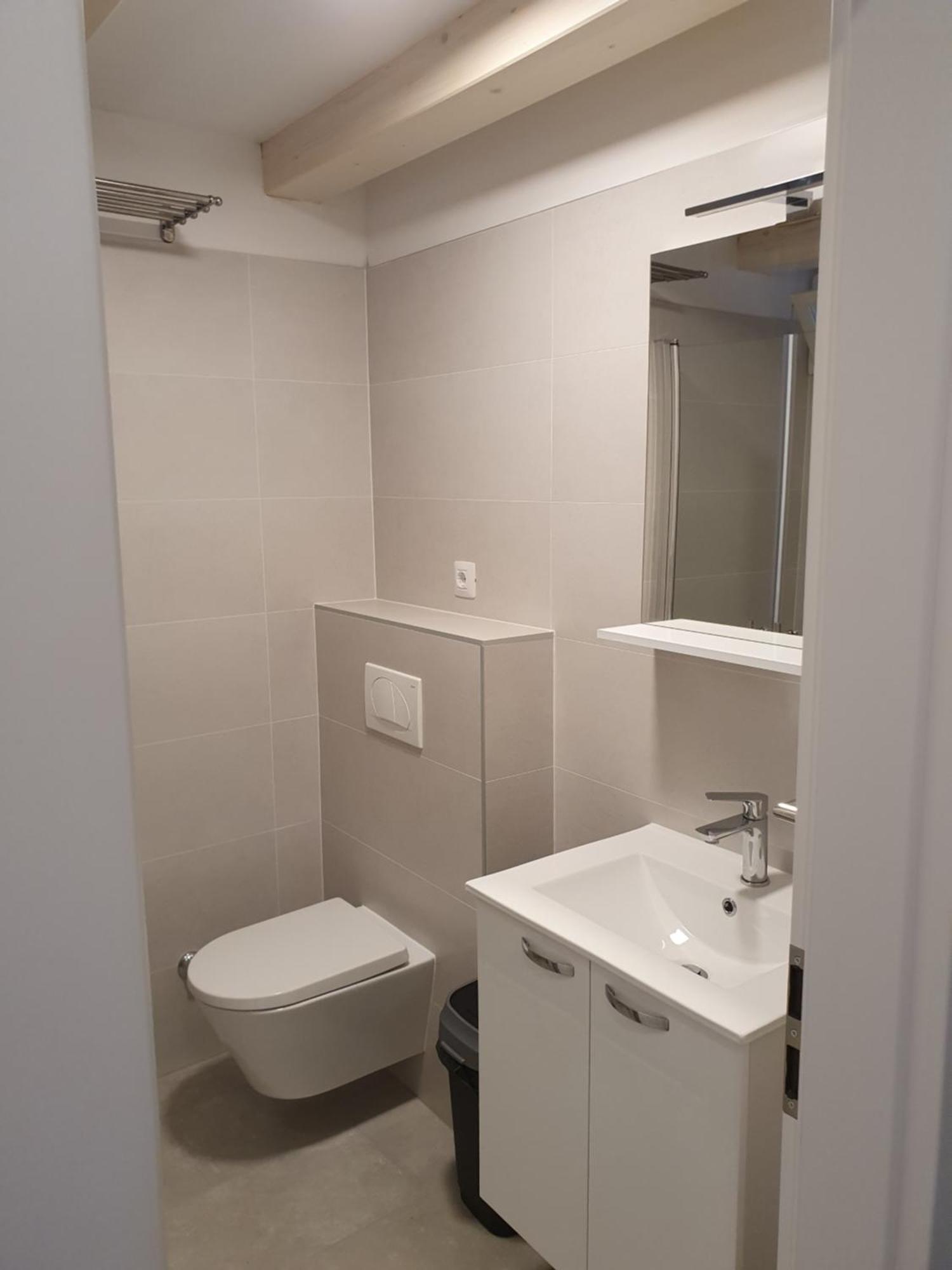 Room Cs Cres Luaran gambar